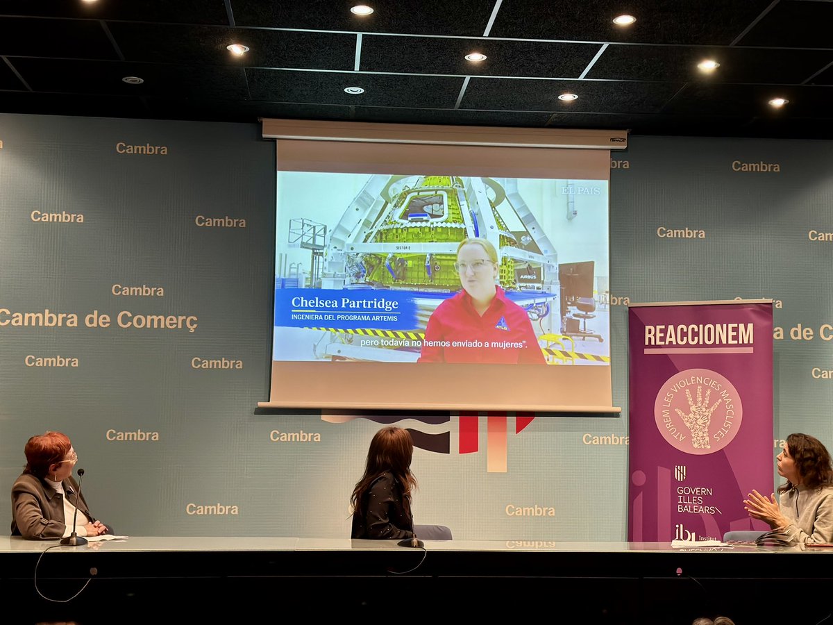 PresidenciaGOIB's tweet photo. La consellera @GarridoMercedes inaugura la jornada ‘Dona i Ciència’, organitzada per l’@IB_Dona a la @cambramallorca.

🗣️“Necessitam referents com vosaltres. La ciència és el futur i les dones no només en volem formar part, sinó que el volem liderar”. https://t.co/67t43la0hv