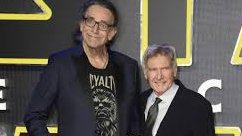 #StarWars    #Chewbacca
Recently, the 7ft. star's widow put up a fight to keep Peter #Mayhew's memorabilia from an auction house.
With his 'giantism' & declining health, he wasn't able to get the scripts, etc from his attic. https://t.co/JwUrx7GAmT https://t.co/ZWfsADTsDD