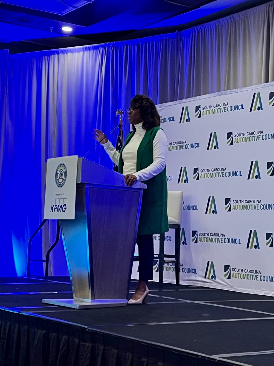 SCAutoCouncil's tweet photo. "The state of the automotive industry in South Carolina is as strong as it’s ever been." -Ashley Teasdel, @SCcommerce Deputy Secretary #SCAutoSum23 https://t.co/eGIfHf8tCm
