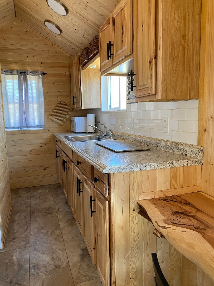 Tiny House Listings tweet media