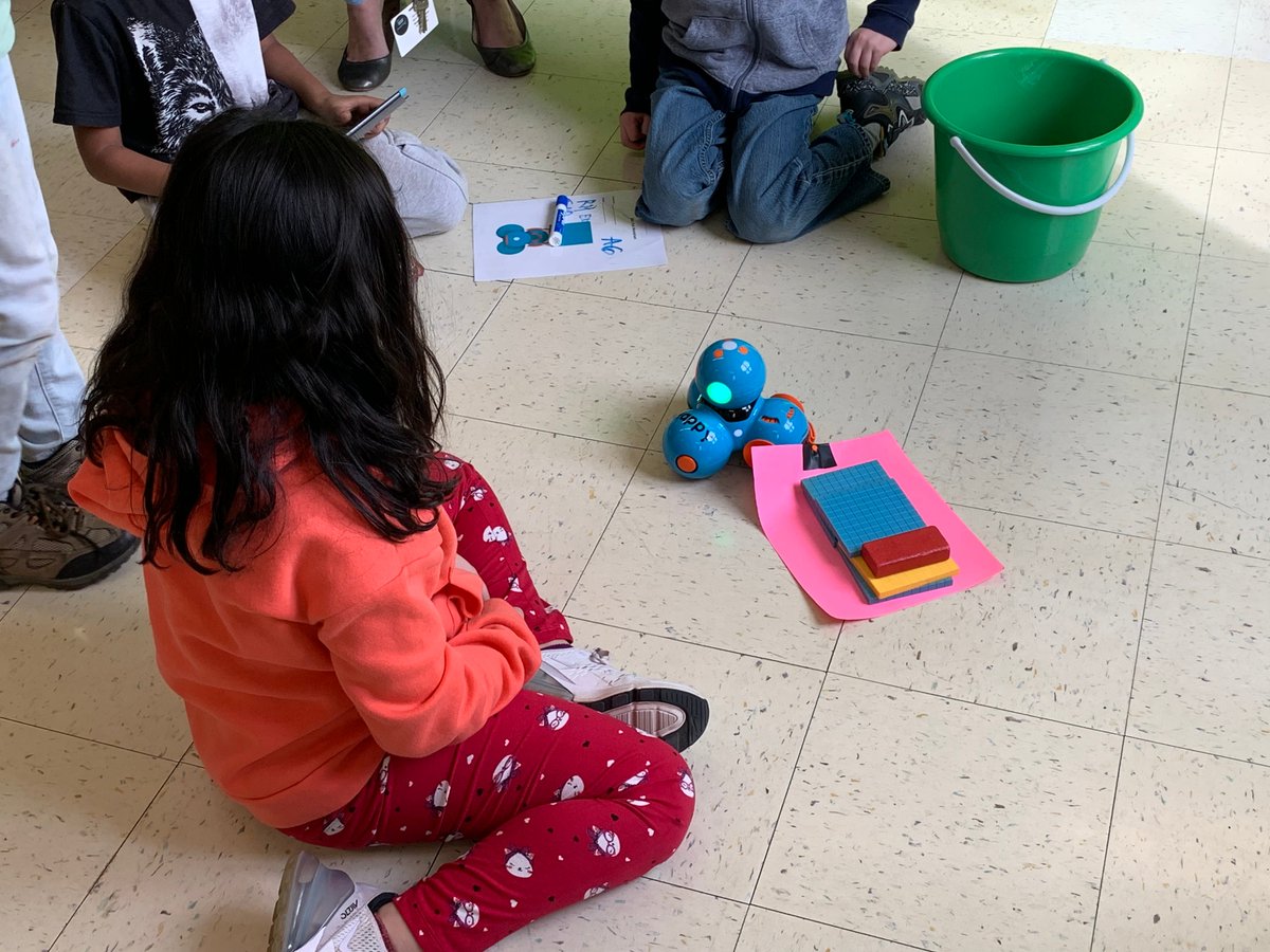 WarwickPR's tweet image. Mrs. Kirkpatrick's class had some fun finding out how much weight these robots could push and pull! They began the lesson by making their predictions and then they tested to see how speed can impact the amount of weight pulled/pushed.