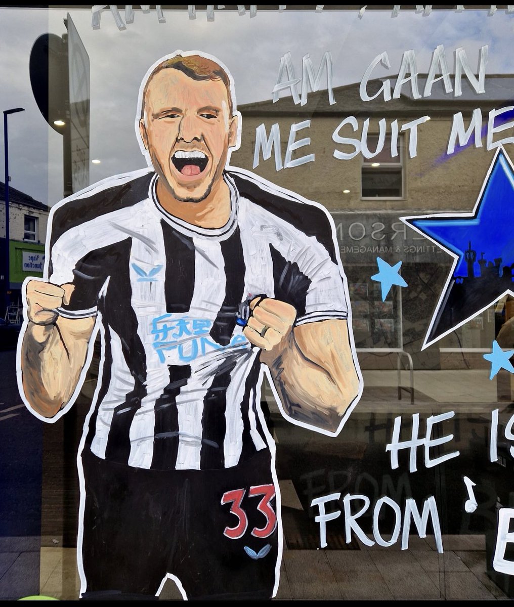 martintrinder's tweet image. Office window all done #danburn #wembly #Blyth