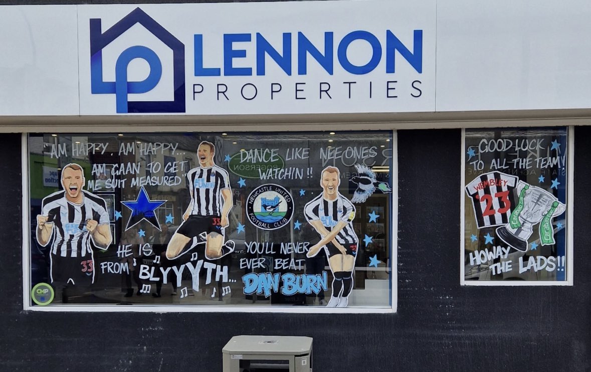 martintrinder's tweet image. Office window all done #danburn #wembly #Blyth