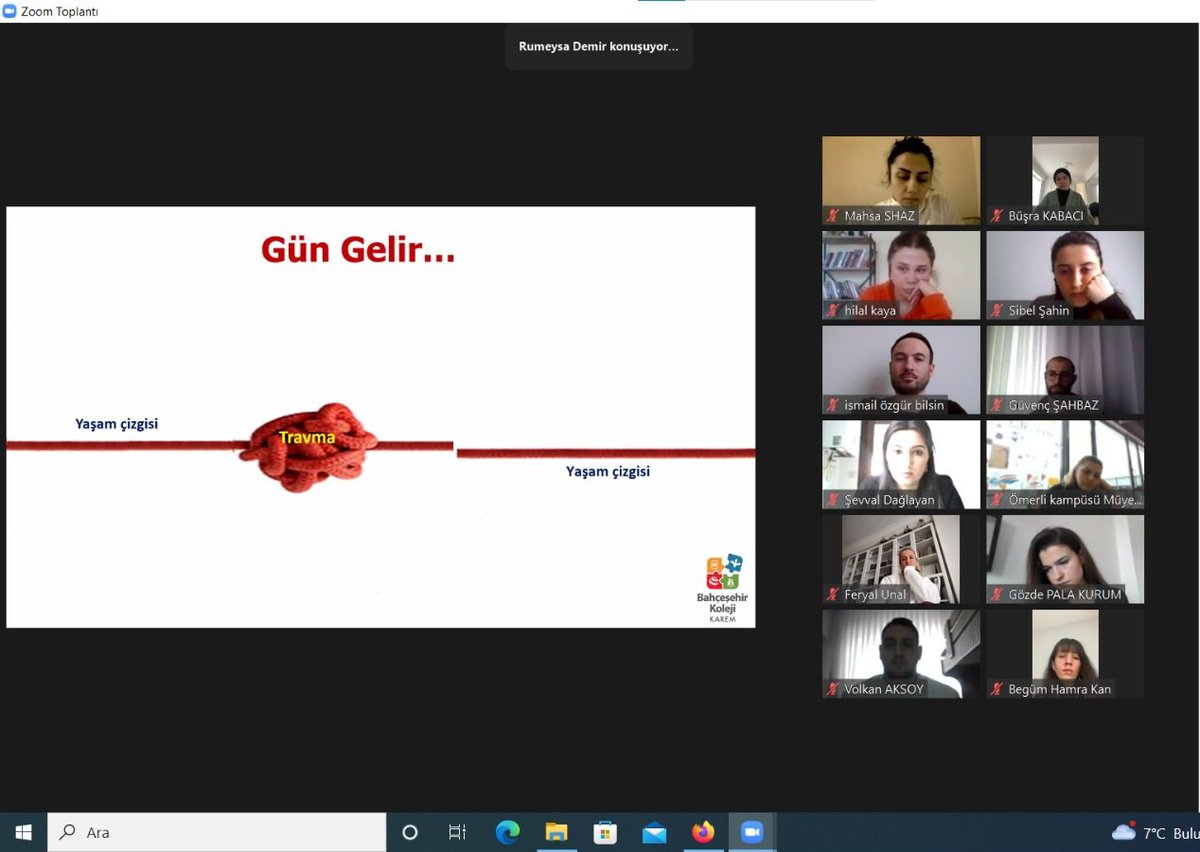 BK Ömerli Kampüsü Psikososyal Müdahale Kurulu'ndaki okul psikolojik danışmanlarımızla psikosyosyal müdahale programı kapsamında öğretmenlerimizle bir araya gelerek "Travmatize olmuş öğrencilerle ilk ders ve zorlu yaşam olayları sırasında öğretmen olmak" sunumunu gerçekleştirdik.