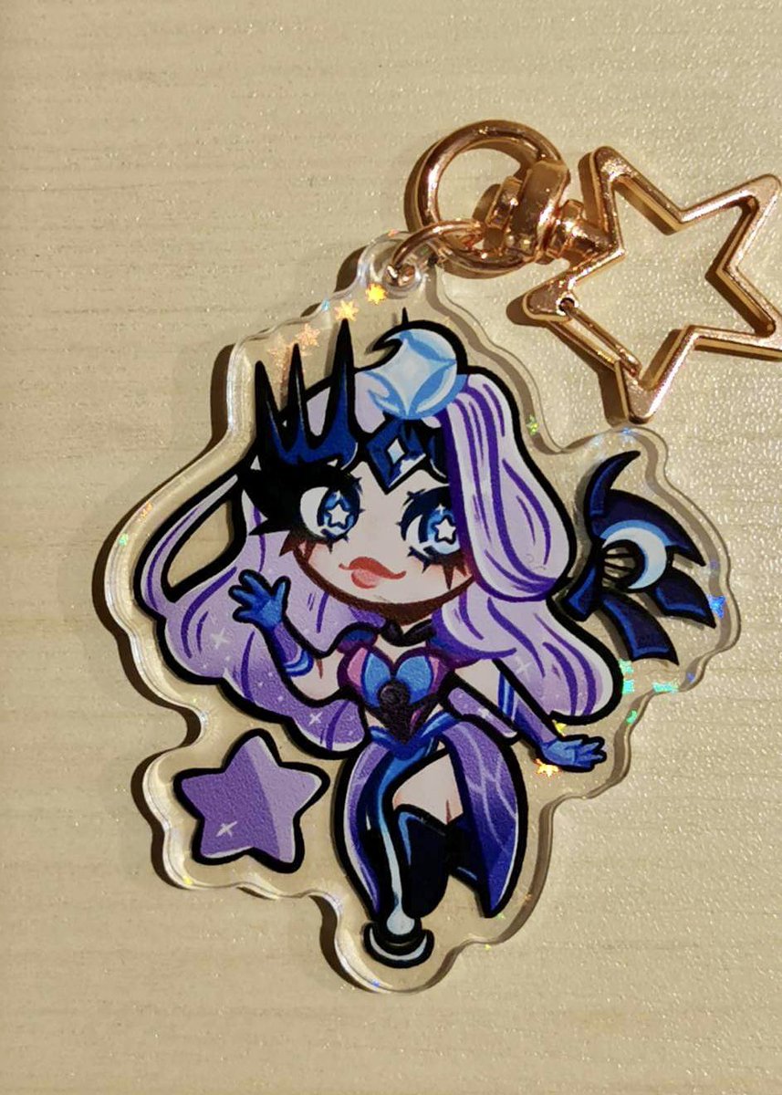 CosmicLoz's tweet photo. My holographic Atlantic Mercy keychains are finally here! 💞
You can get them on my Etsy linked below!🏹💕
.
.
#atlanticmercy #overwatch #mercy #keychain https://t.co/gwSd7Pc3Wv