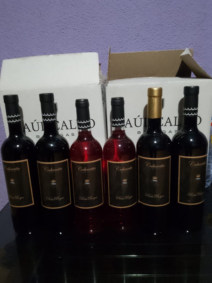 HRH. PRINCE AKUNWATA OCHEI (@beniyks2) on Twitter photo 