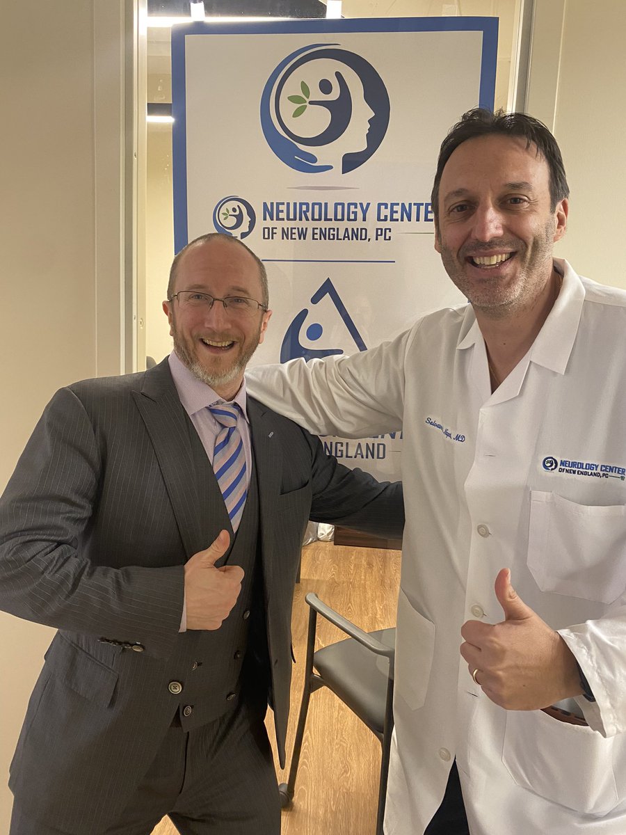 AaronBosterMD's tweet photo. Awesome to connect with this brilliant #MS doctor! #MakeMSBoring #WeHaveMS .@napolineuro https://t.co/sIW77dRUaL