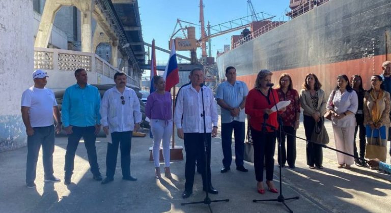 VeronikPedraza's tweet photo. Muchas gracias a #Rusia por el reciente donativo de 25 mil toneladas de trigo, gesto que confirma los históricos lazos de hermandad y apoyo mutuo entre ambas naciones.
#CubaNoEstáSola
#MejorEsPosible 
#DeZurdaTeam 
#IzquierdaUnida https://t.co/1Ma0J1oLg6