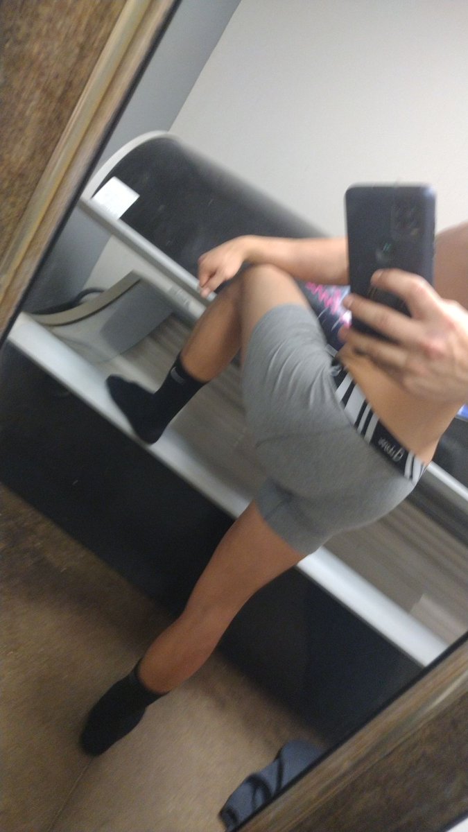 beefypecs's tweet photo. Put your nose to my ass, take a deep breath and hold for 10 seconds. Your welcome. RT if you'd lick 😋
 #cashfag #findom #financialdomination #finsub #cashmaster #cashsub #paypig #cashslave #master #sub #footdom #feet #gayfootfetish https://t.co/GDNood0vqs