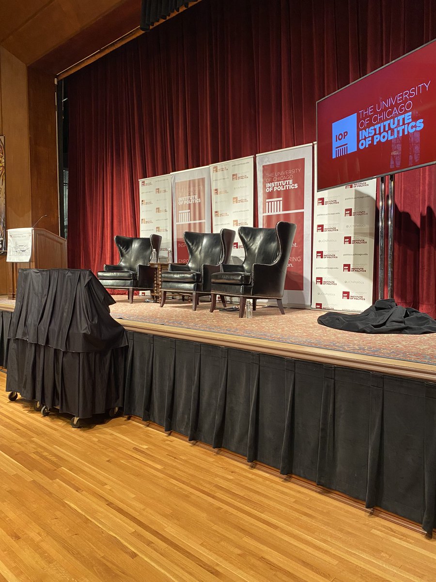 UChicago Institute of Politics (IOP) tweet media