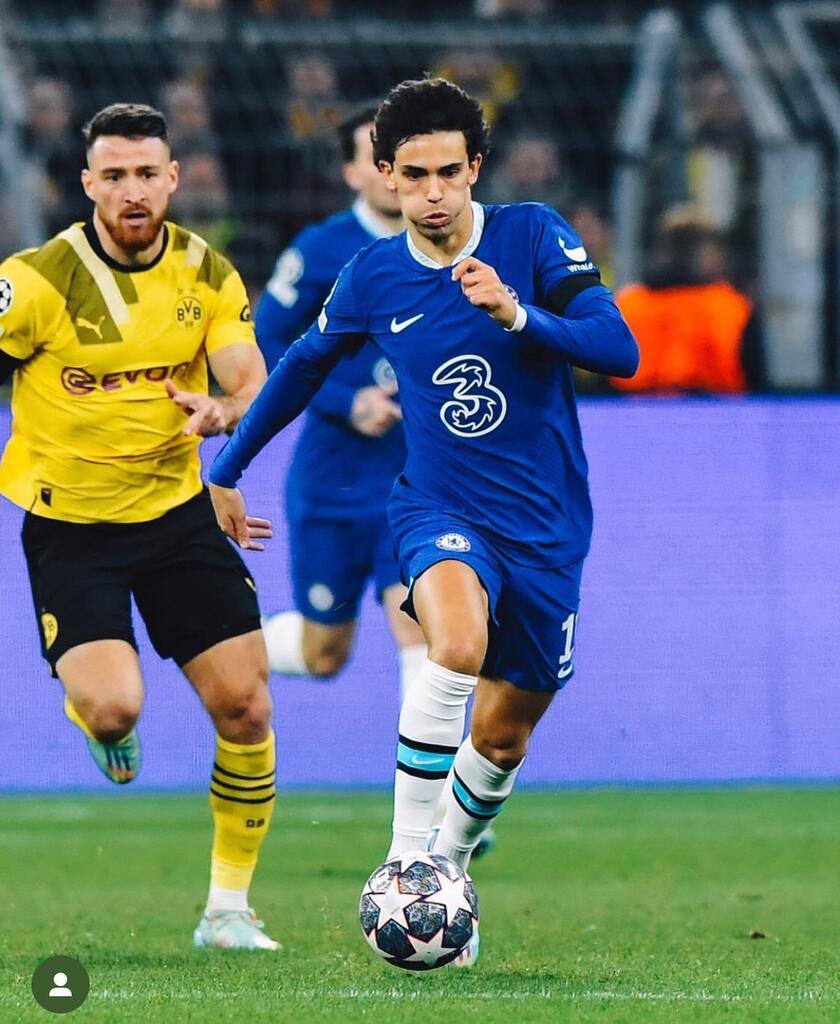 CFC_Egypt_Fans's tweet photo. Down but not out plenty to play for at the bridge 

#cfc #chelsea #championsleague #bvb https://t.co/4aSxY6Pz8X https://t.co/sxZYOIJHWm