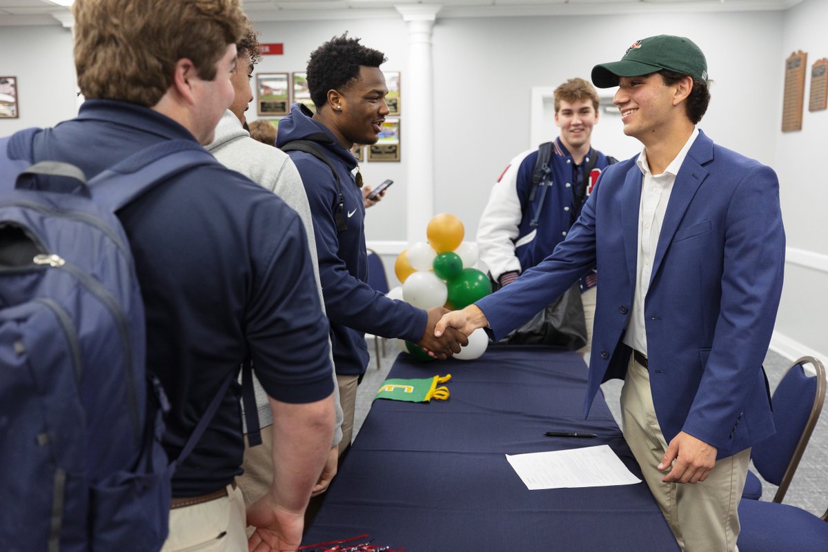 MA_Swoops's tweet photo. Congrats to senior Lucas Rizzo for signing a LOI to continue his soccer playing days with @UAB_MSOC! Lucas is an accomplished athlete on the pitch and we cannot wait to watch him grow as his career continues after graduation. #MASoccer #GOEAGLES #GOBLAZERS 🦅❤️💙💚💛🐉 https://t.co/qvCPQ0l4qe