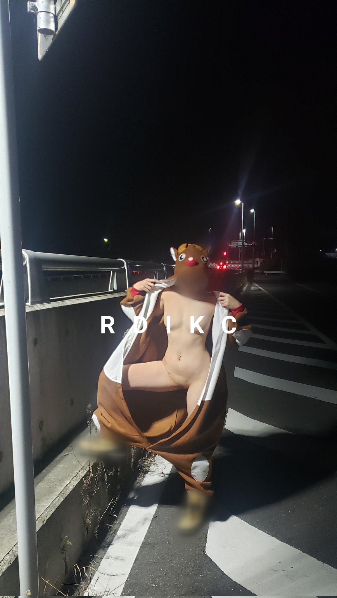 RDIKC 露出 着ぐるみ露出ｺﾝﾃｽﾄ開催❤️ 内容・着ぐるみを着て露出した画像でのｺﾝﾃｽﾄ  私のお気に1位～3位に特典として(ｱﾏｷﾞﾌorPayPay)決定後にDMで 1位3000円分 2位2000円分 3位1000円分  期間・今～3月5日まで 発表日・3月8日 参加の方はここに画像(ｵﾘｼﾞﾅﾙのみ)(何度でも ...