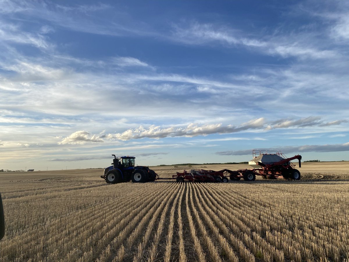 Shelby_LaRose01's tweet photo. No other industry I would want to be a part of. Happy #cdnagday! https://t.co/sjBcCxF5mh