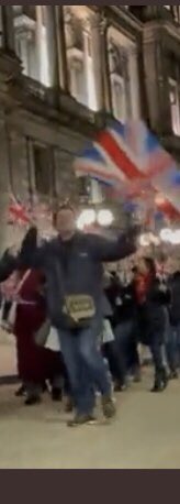 You have to admire the theatrical way this guy skipped round the sq. I,hope he has started a trend which is adopted throughout the marching season.
The rest of the population won’t be as intimidated by Orange walks if they all take on his whimsical, jaunty style?#georgesquare