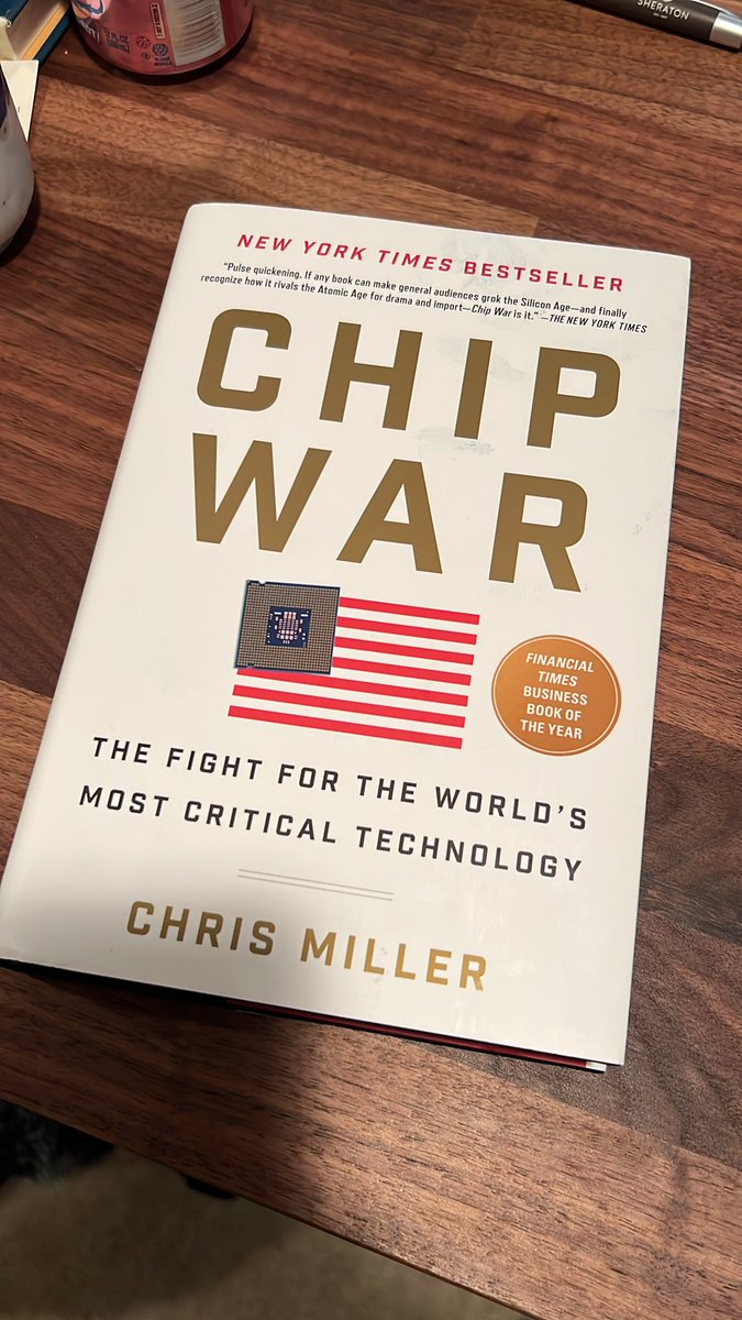 Starting to read Chip War  (@crmiller1) - anyone want to join me in reading/discussing? Maybe we can even get Chris to join 👀 Thx to @josephfkrause and @LelandLazarus (Fletcher grad!) for the rec!
@therealistjac @MichelleVolz @markscianna @araghupathy_