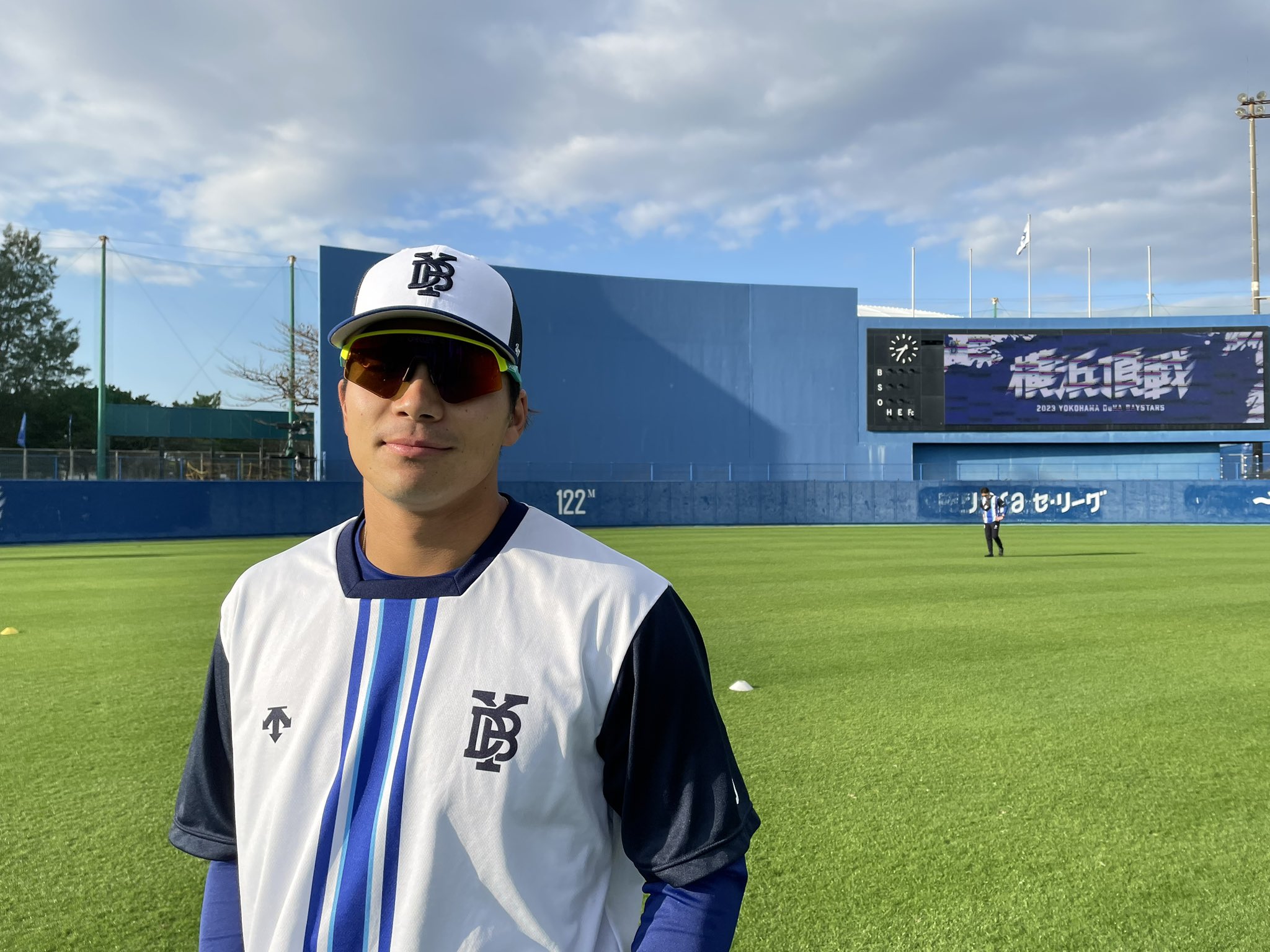 横浜DeNAベイスターズ #60 知野直人 直筆サインボール - メルカリ