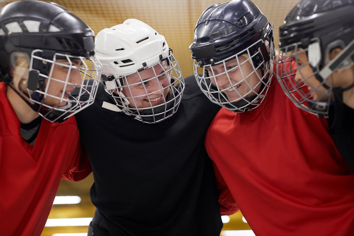 The Women's Hockey Finder gives you access to clinics, leagues, programs, or tournaments. Share what's happening in your area to get more people involved!

👉 carhahockey.ca/search/WomensR…