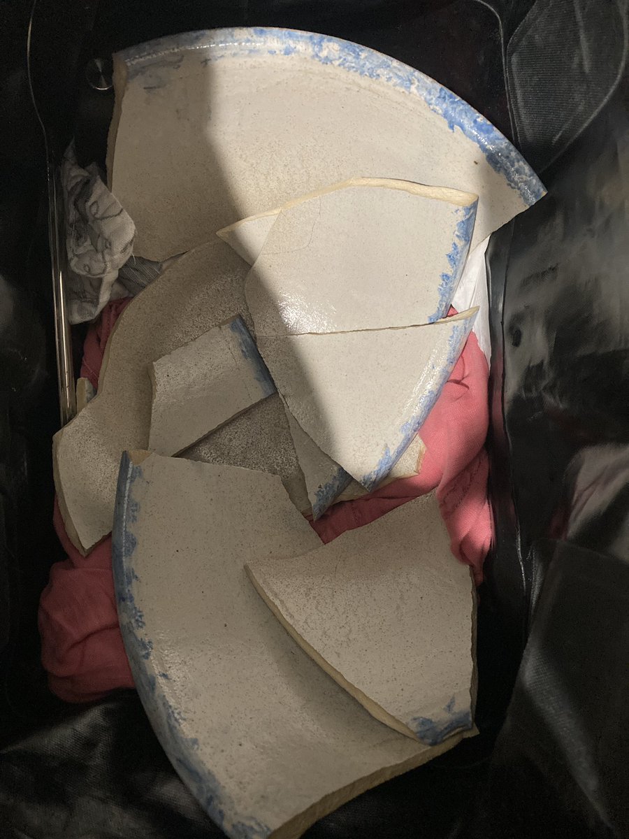 librariangluck's tweet photo. “Everything I hold dear to me shatters.” Says the catastrophizer. Rest In Peace dear bowl. You were loved for generations https://t.co/L4K51PW4oQ