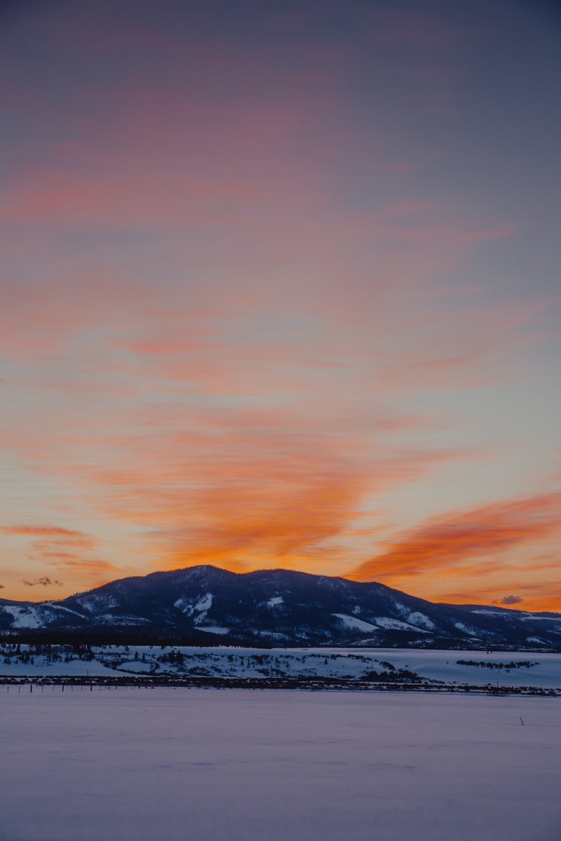 Sunsets in the winter 🌅🏔️