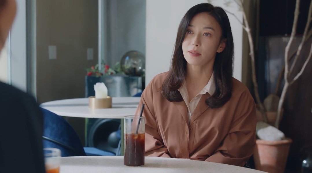 Cockatricedw4y's tweet photo. Enquanto 99% das pessoas estão assistindo esse drama pra shippar os protagonistas, eu tô assistindo pra ver essas duas cobras saírem no soco. 🐍
#CrashCourseinRomanceEp4 https://t.co/YaxH59MSqH