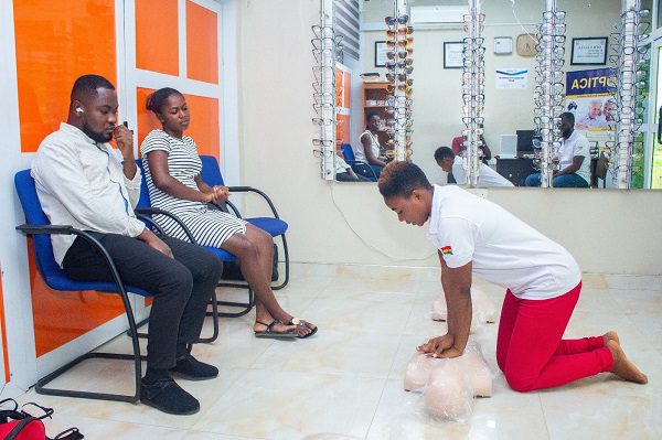news_ghana's tweet image. Elijeko Foundation to train more Community CPR Instructors in Ghana dlvr.it/SjTGW4 #Health #CPRInstructors #ElijekoFoundation #Ghana #Morecommunity