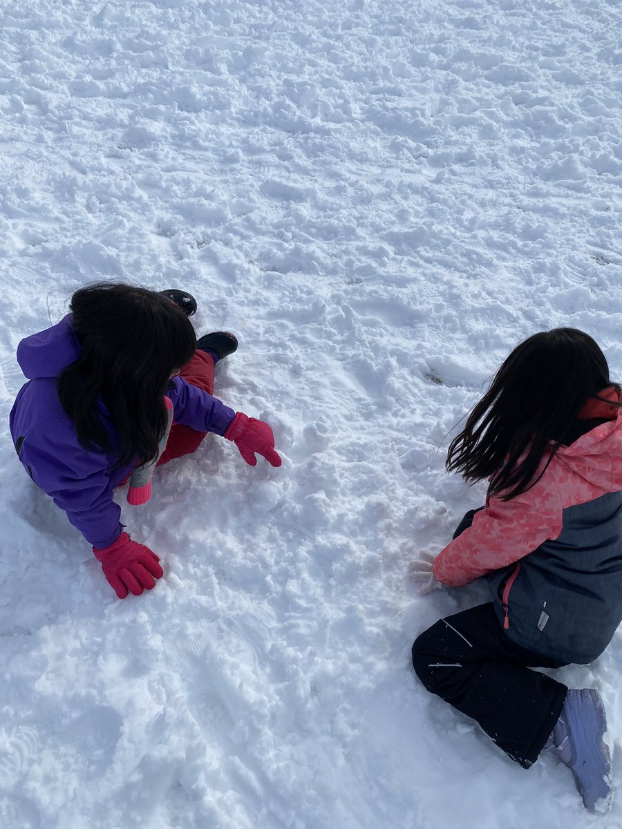 Mrs. Reardon tweet media