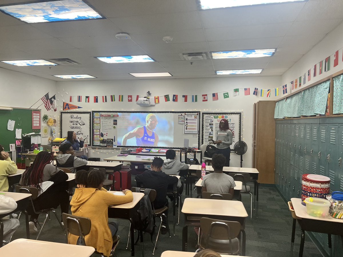 UTA Athletics (@utamavs) on Twitter photo Yemi with <a href="/UTAMavsTFXC/">UTA Track&Field/XC</a> getting to talk to the kiddos at <a href="/SwiftElementary/">Swift Elementary</a>! 📚
@UTASAAC | <a href="/ArlingtonISD/">Arlington ISD</a> Yemi with <a href="/UTAMavsTFXC/">UTA Track&Field/XC</a> getting to talk to the kiddos at <a href="/SwiftElementary/">Swift Elementary</a>! 📚
@UTASAAC | <a href="/ArlingtonISD/">Arlington ISD</a>