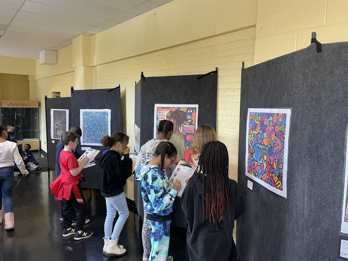 Our gallery walk to celebrate Black History month! Students were excited and engaged. They had a lot to say about this art in our discussion that followed. I chose several artists who are currently making art. This activity is one of my favorites. 🥰#cobbartrocks #lewislionsart