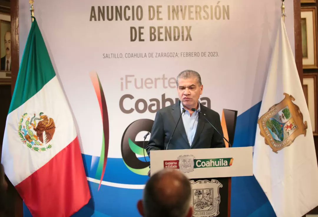 GobDeCoahuila's tweet image. El gobernador @mrikelme  realizó el anunció de #inversión de 57 millones de dólares para la Planta IV de la Empresa #BENDIX, en el Municipio de #Acuña, dedicada a la fabricación de sistemas de frenos para vehículos comerciales.