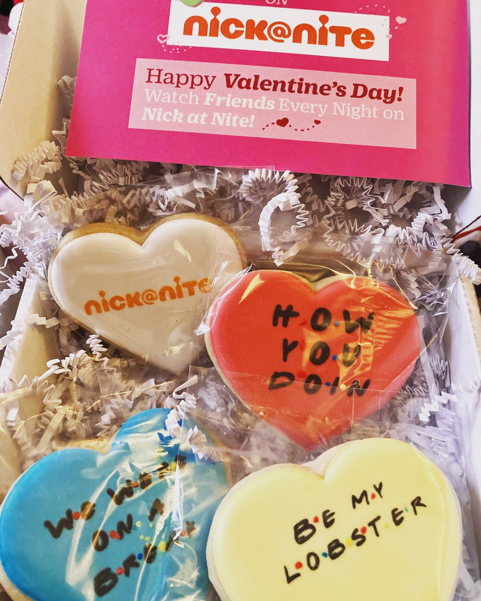 HollyAnn82's tweet photo. These are so cute 🥰 thank you @gofooji @FriendsTV @nickatnitetv #ValentinesDay #NANFriends #howyoudoin https://t.co/WlNmesRm7Y