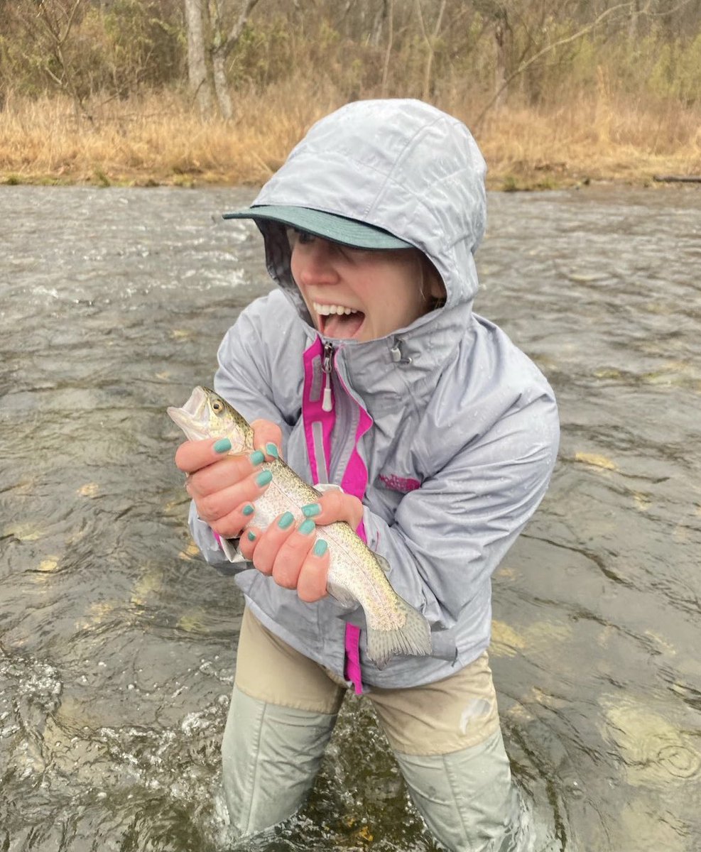 OKWildlifeDept's tweet photo. THIS IS SAVANNAH,
SHE WANTS TO SHOW YOU HER FIRST TROUT CAUGHT WHILE FLY-FISHING. EVERYONE CLAP 👏 https://t.co/QEFaQNI3Rk