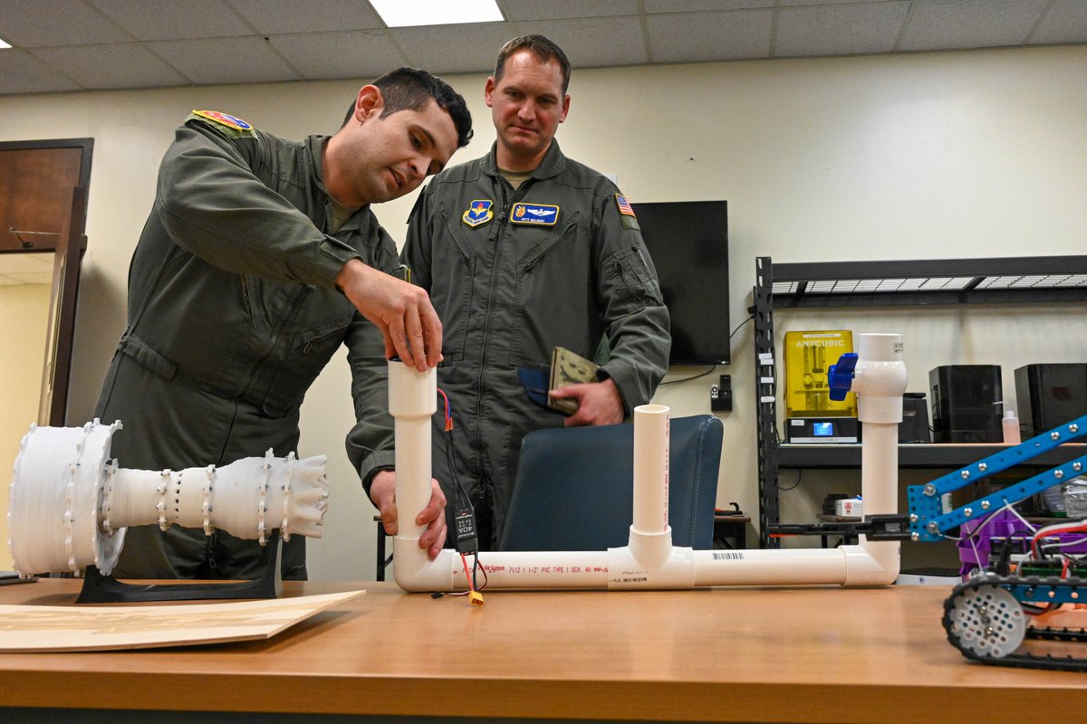 Altus AFB's Spark Cell gives Airmen the ability to turn creativity into innovation. altus.af.mil/News/Article/3…