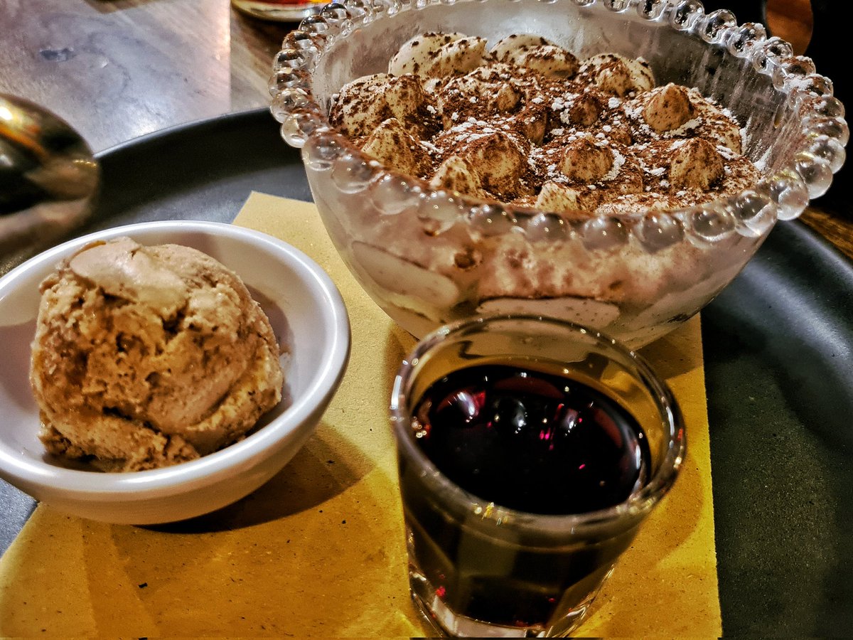 Storage_Mark's tweet photo. London mid-term adventure day 1, presented through the medium of food pics! π¨βπ¨π
Fun first day, but the real shenanigans begin tomorrow!! π
.
#Foodie #FoodNerd #FoodPorn #FuelForFun #Travel #Gratitude #ArtyFarty #PhotographyFun #PhotographyNerd https://t.co/ycvFlgcpP9