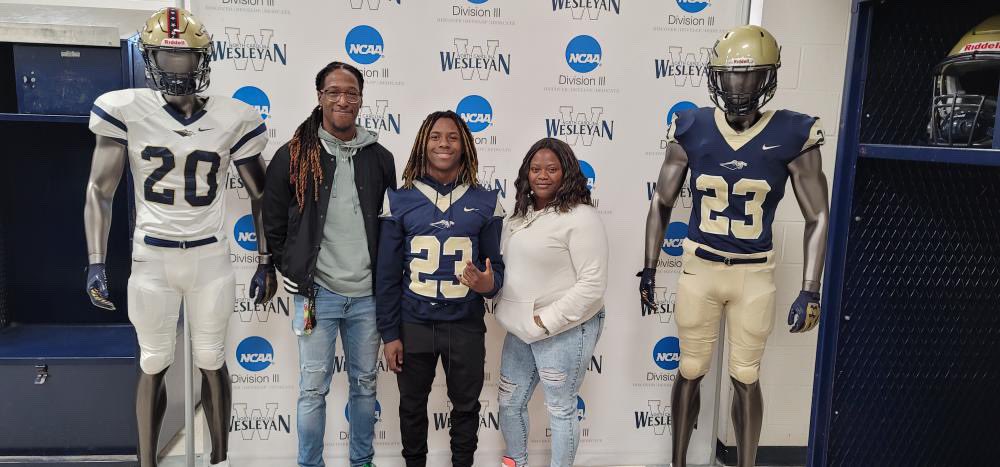AdrianParsonJr1's tweet image. All praise to god for making this possible. With appreciation to my family, coaches, supporters, and my teammates. I will be furthering my academic and athletic career at @NCWesleyanFB @Q_Tobias41 @GeneralsFootbal @RecruitDHS1 #Commited #BishopNation