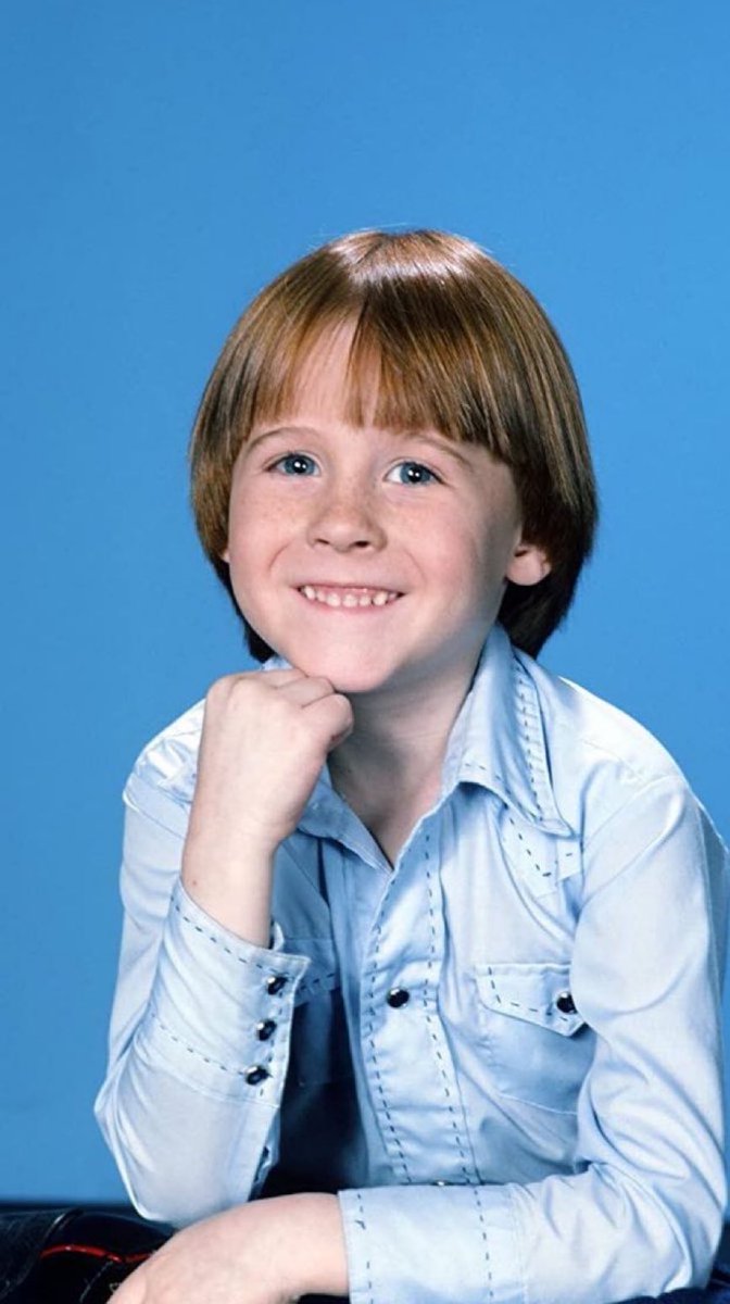 Super70sSports's tweet photo. Thanks for ruining Diff’rent Strokes, you little shithead. https://t.co/6hpw3TPiAX