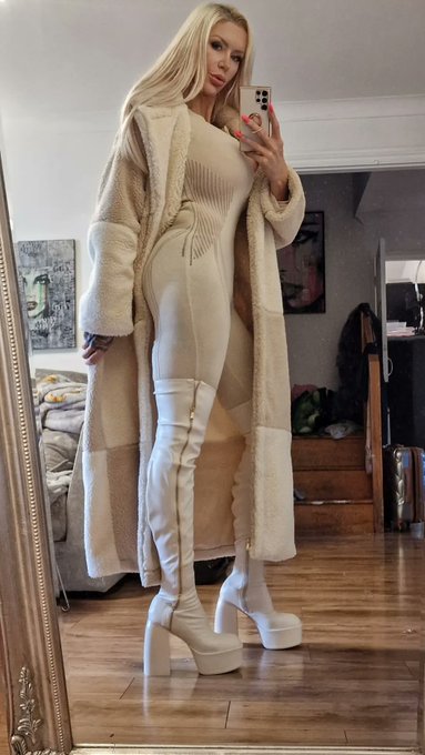 Perfect roadtrip outfit? https://t.co/zYf9XBjMSV<a href="/tag/bigtits"class="tags"><span>#bigtits</span></a><a href="/tag/faketits"class="tags"><span>#faketits</span></a><a href="/tag/bigbreasts"class="tags"><span>#bigbreasts</span></a><a href="/tag/boobsfordays%20"class="tags"><span>#boobsfordays </span></a>