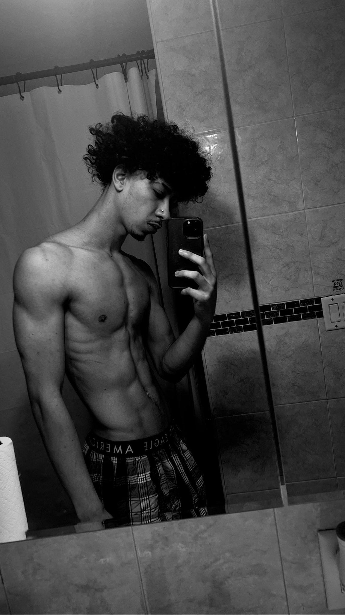 Elijah Rivera on Twitter: "goodmorning 🖤 https://t.co/3Nd5Zkc0Uv" / Twitter