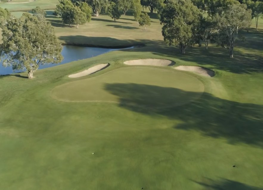 The 14th. #RQGolf 

📸: <a href="/AirswingMedia/">AirSwing Media</a>