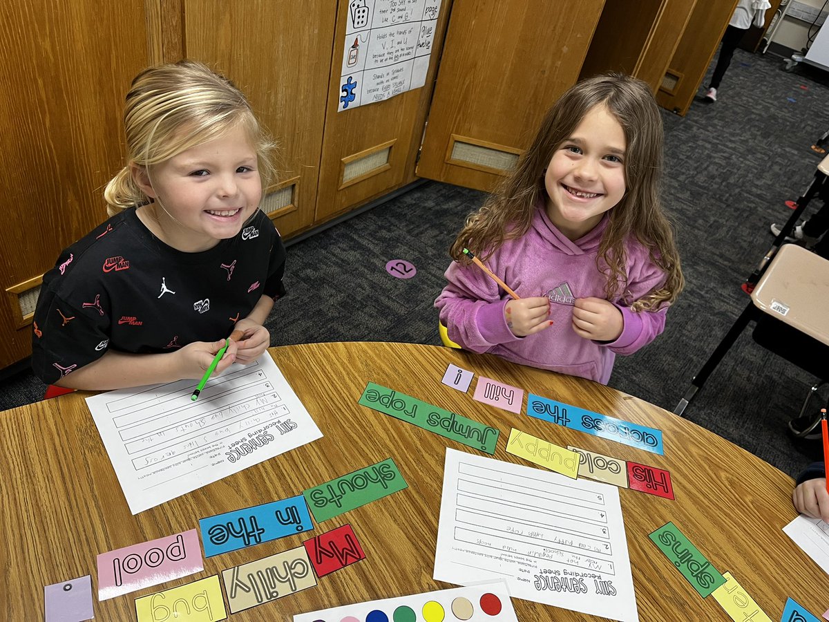 JMaynus's tweet photo. We are giggling at the silly sentences we made today during reading centers! @ConverseElem https://t.co/gf9BqctNpz