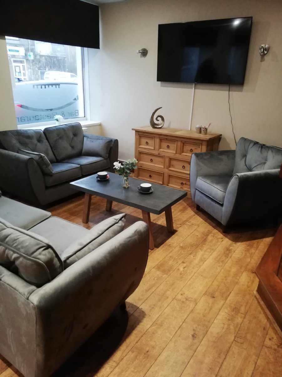 Pontyates RFC warm hub is open from Wednesday to Saturday from 3pm to 8pm. There is a telly along with games such as chess, cards, jigsaws, etc. There is coffee and tea available in a cosy environment. All people welcome, no charge. <a href="/WRU_Community/">WRU Community - Wrth galon y genedl</a> <a href="/WRU_Scarlets/">WRU/SCARLETS - UN CYMUNED</a> #cymunedpontiets