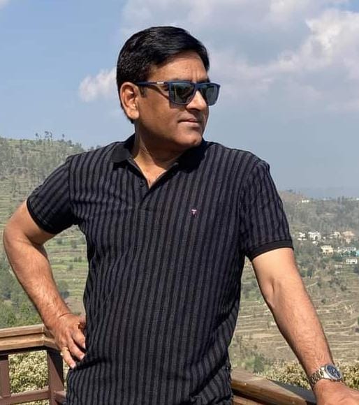 NavnitRajpoot's tweet photo. #मुरादाबाद: चार्टेड अकाउंटेंट की गोली मारकर हत्या, बदमाशों ने ऑफिस से निकलते वक्त मारी गोली, शहर के जाने माने चार्टेड अकाउंटेट हैं श्वेताभ तिवारी, मझोला थाना क्षेत्र का मामला।
@PublicvibeUP @moradabadpolice https://t.co/hdxWHdBXoT