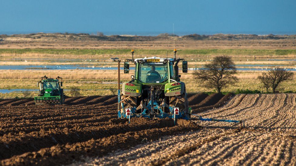 Backyardbeasts's tweet photo. Looking to speak with farmers (preferably Wales based) for an upcoming project / series of podcasts
Will be a (hopefully balanced) chat about farmers needs &amp; their relationships with nature, get in touch if you fancy it! https://t.co/Hj05nizeFc