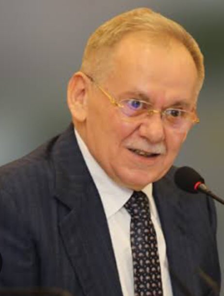 Yenercabbar's tweet photo. 24 saat süreli herkese açık anketimize katılanların % 92’si @samsunbsb Başkanı Mustafa Demir’i başarısız bulup görevini bırakmasını isterken;  

Başkan Demir halen @Akparti’li eski yöneticiye ait olan heyelanlı tarım arazisini imara açmak için ısrar eder mi? Yoksa ‘çöpe mi atar’? https://t.co/RJRFLkCuu1