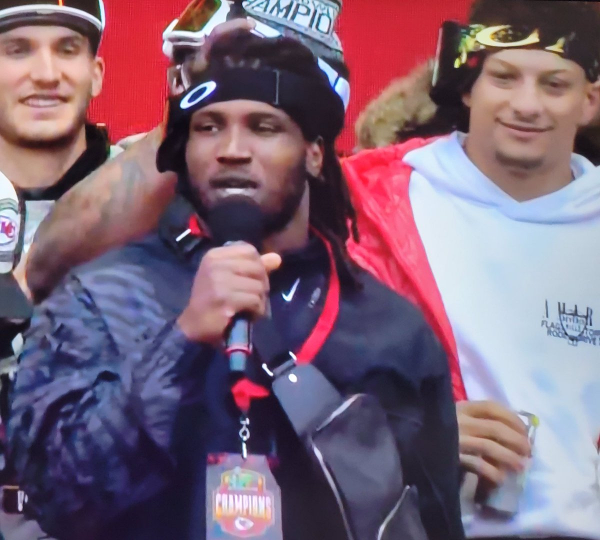 Hey Jude on Twitter "Mizzou in the House! Chiefs Kingdom!"