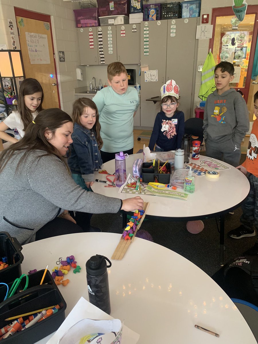 missmacsecond's tweet image. We had so much fun doing a 100’s day bridge building challenge with our buddies. The winning bridge held 68 animals. @Y4HardyFirst