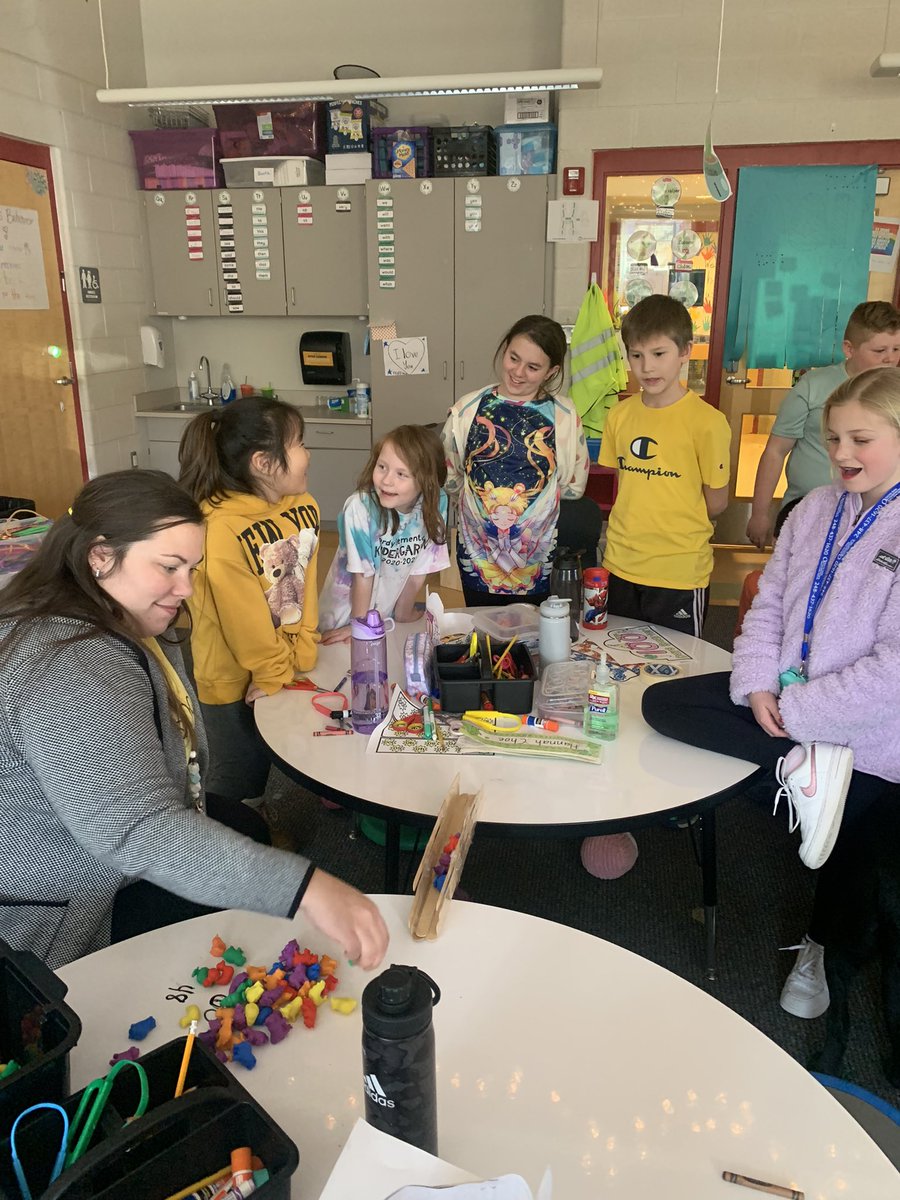 missmacsecond's tweet image. We had so much fun doing a 100’s day bridge building challenge with our buddies. The winning bridge held 68 animals. @Y4HardyFirst