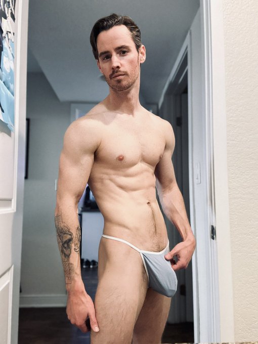 What are we doing tonight? 😊 https://t.co/iZAs8x38Mm