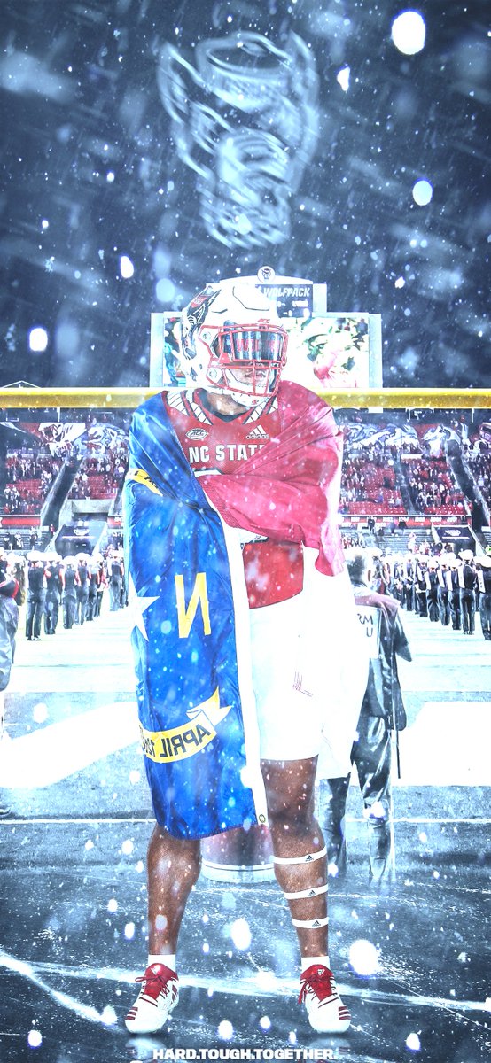 PackFootball's tweet photo. It's getting icy here at Carter-Finley ❄️ #WallpaperWednesday #StadiumSeries https://t.co/Lj3Ia3xzdf