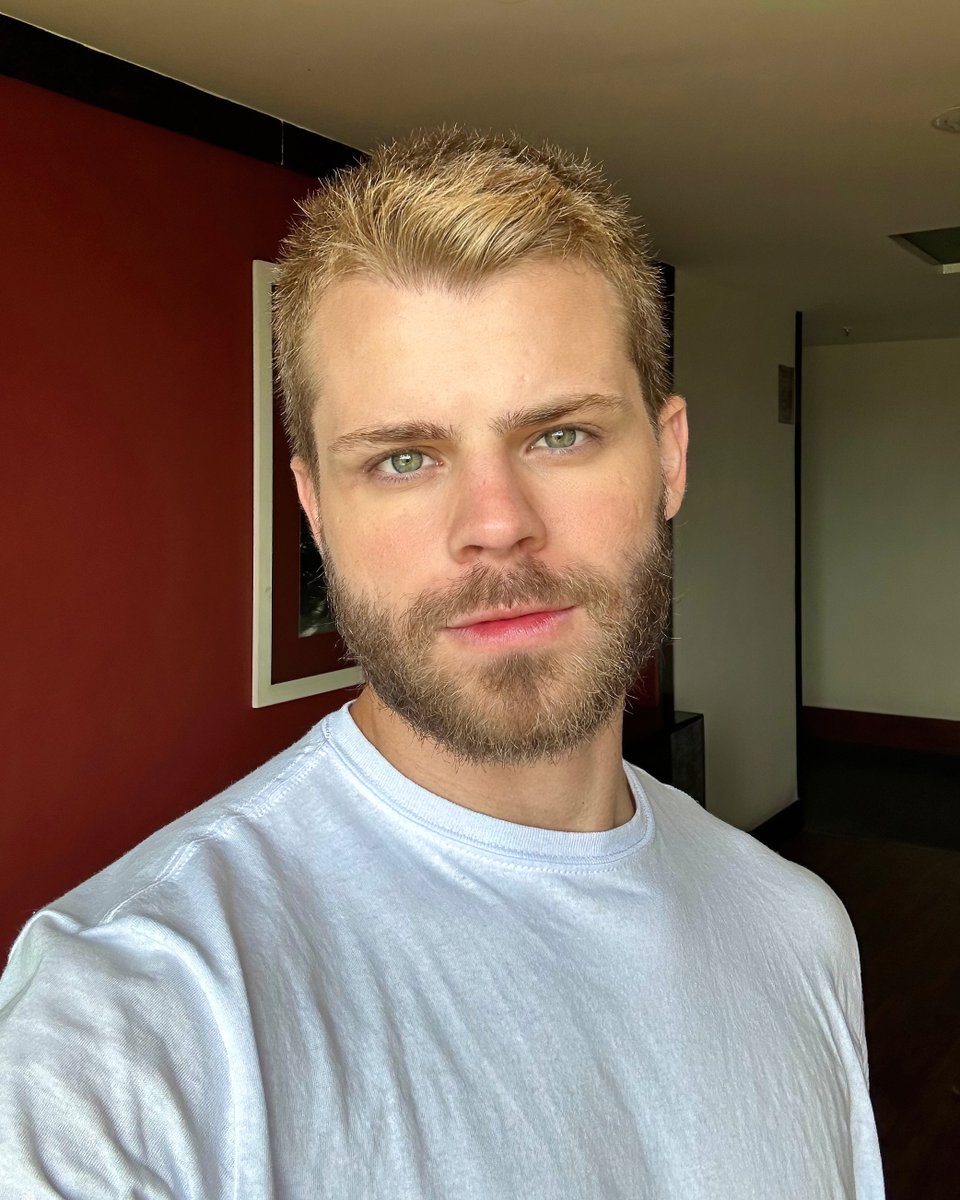 Gael Augusto on Twitter: "🫥"